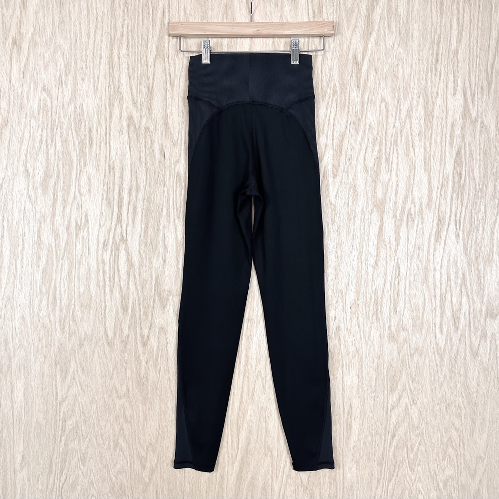 Offline by Aerie Goals Black Ribbed High Waisted 7/8 Leggings - Picture 3 of 7